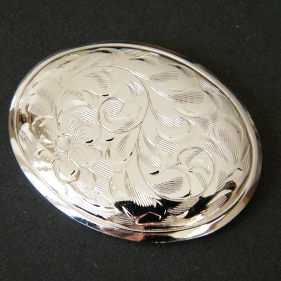 Vintage Sterling Silver Forstner Brooch with Engraved Floral Design - Picture 2 of 7